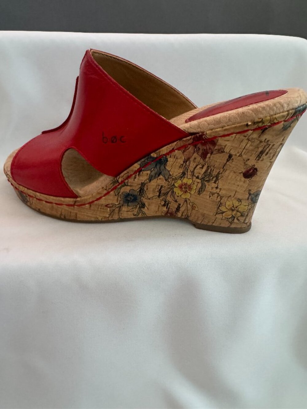 🌺 b.ø.c Born Concept Eddie II Red Leather Wedge Sandals – Size 7